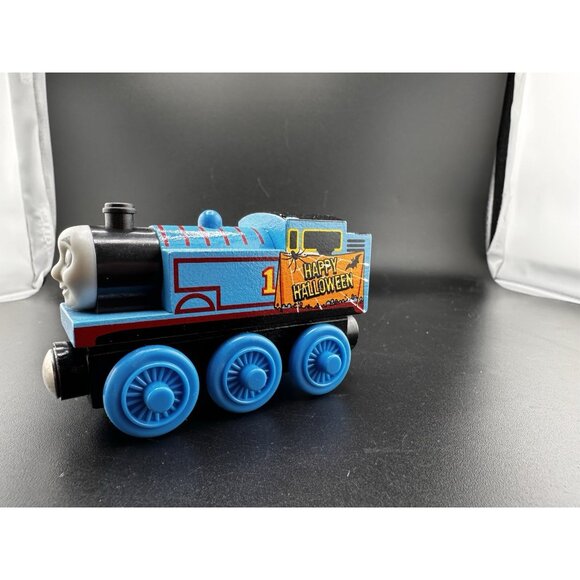 Halloween Thomas Wooden Railway Vtg 2003 Train Engine Learning Curve Limited - Picture 5 of 12